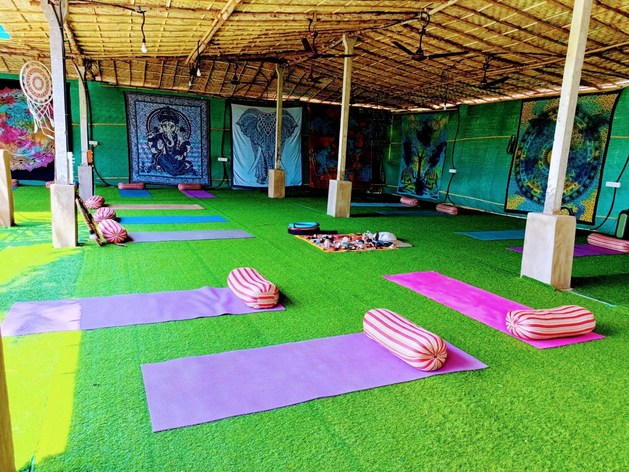 Omkar Wellness Inn Arambol Exterior foto